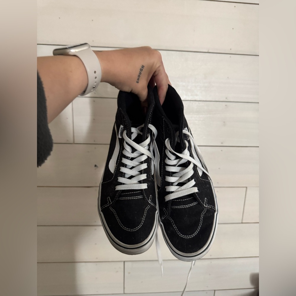 Vans - Picture 5 of 5